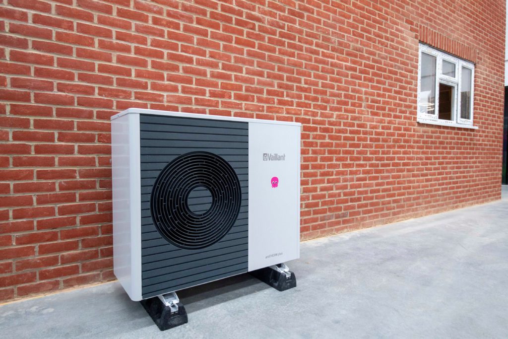 Octopus Energy and Lloyds bring ‘best-in-market' heat pump offer to UK households 